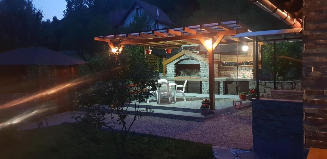 Green Garden Lohovo Bihać 外观 照片