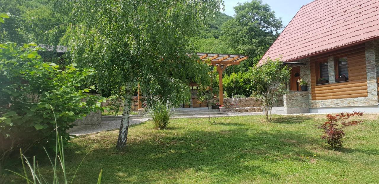 Green Garden Lohovo Bihać 外观 照片