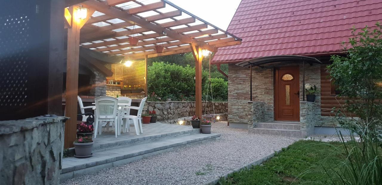 Green Garden Lohovo Bihać 外观 照片