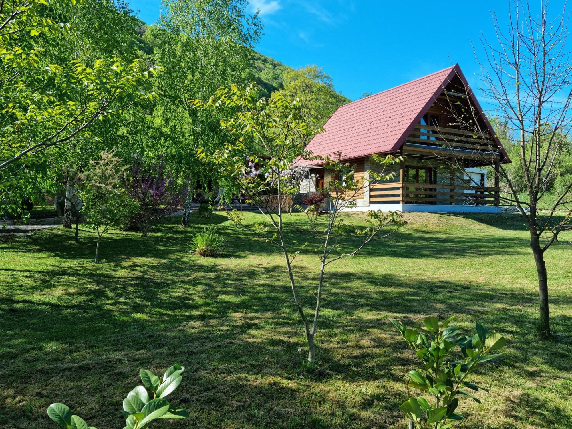 Green Garden Lohovo Bihać 外观 照片